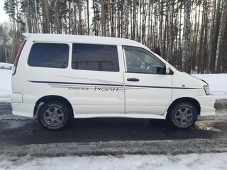 2005 Toyota Town Ace III, белый, 900000 рублей, вид 5