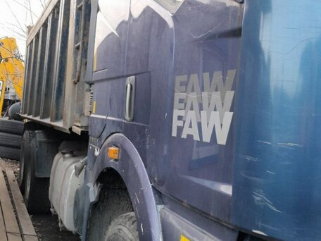 2013 FAW J6 CA3250, синий, 1555000 рублей, вид 3