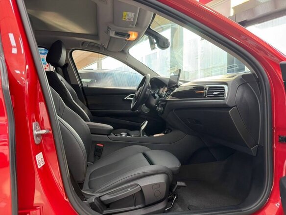 2022 BMW 1 серии 120i III (F52) Рестайлинг, красный, 2180000 рублей - вид 7