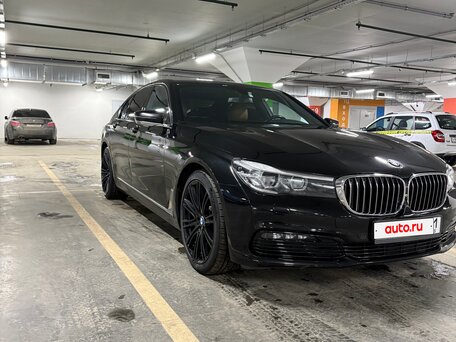 2017 BMW 7 серии 730i VI (G11/G12), чёрный, 2800000 рублей, вид 1