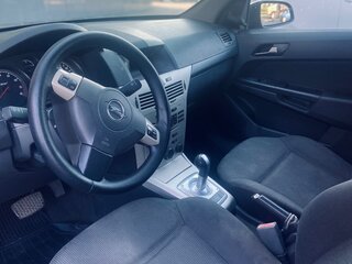 2008 Opel Astra H Рестайлинг, чёрный, 360000 рублей, вид 2