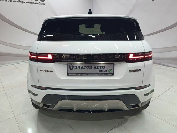 2025 Land Rover Range Rover Evoque L II Рестайлинг, белый, 5699000 рублей - вид 4