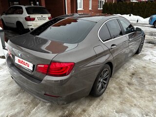 2013 BMW 5 серии 520i VI (F10/F11/F07), коричневый, 1412763 рублей, вид 3