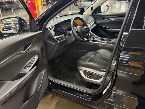 2023 Changan CS75 Plus I Рестайлинг, чёрный, 2100000 рублей - вид 8