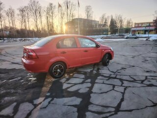 2008 Chevrolet Aveo I Рестайлинг, красный, 205000 рублей, вид 3