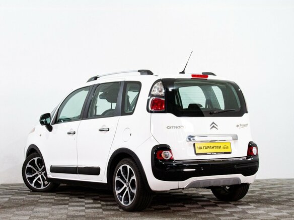 2012 Citroen C3 Picasso I, белый - вид 5