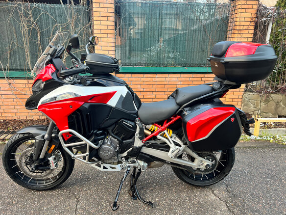 2022 Ducati Multistrada V4, красный, 2600000 рублей