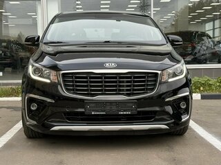 2018 Kia Carnival III, чёрный, 2660000 рублей, вид 2