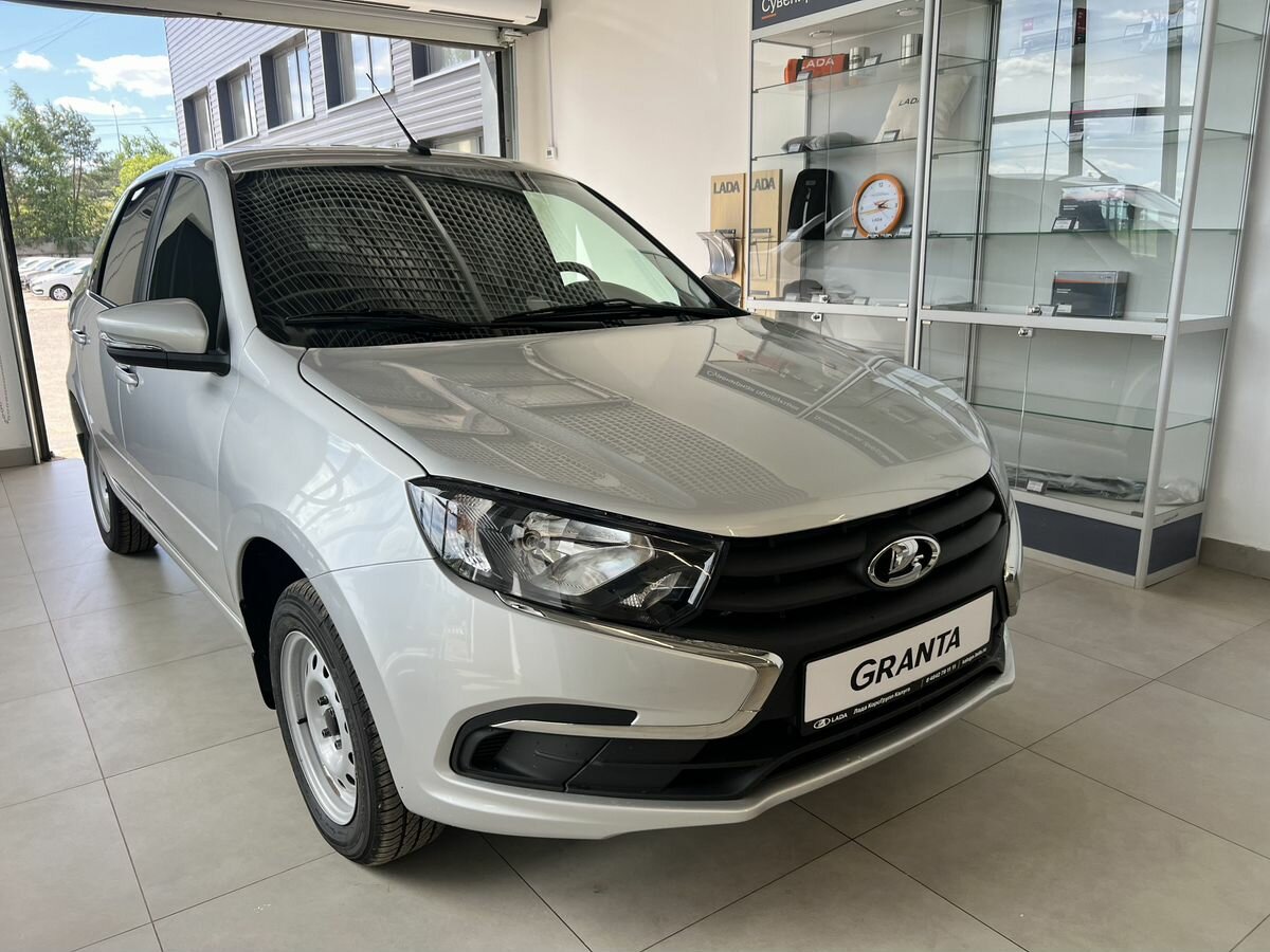 Открыть фотографии: Lada (ВАЗ) Granta I Рестайлинг