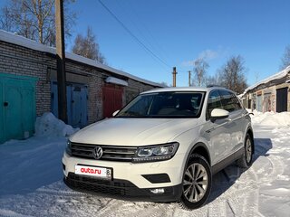 2017 Volkswagen Tiguan II, белый, 1650000 рублей, вид 1