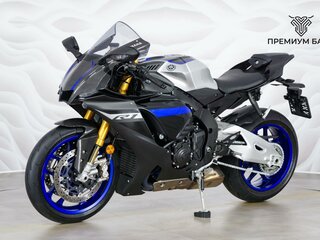 2023 Yamaha YZF-R1M, чёрный, 2649000 рублей, вид 3