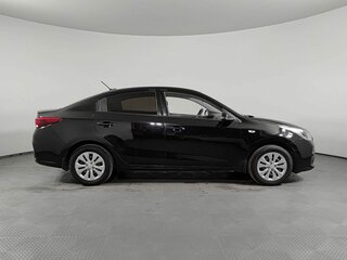 2019 Kia Rio IV, чёрный, 1228000 рублей, вид 5