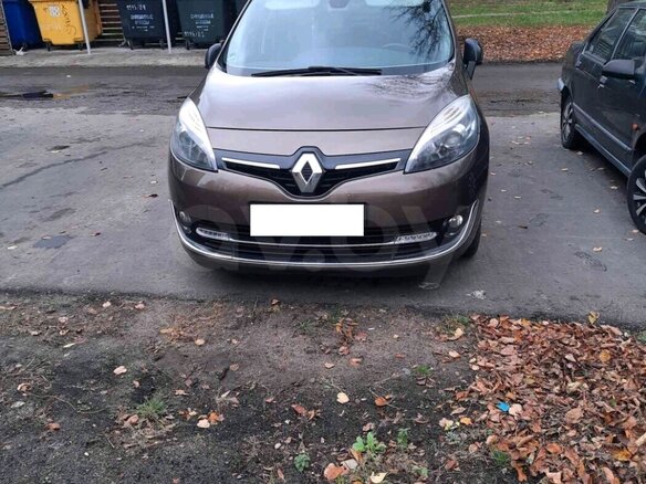 2013 Renault Scenic Grand III Рестайлинг, коричневый, 999000 рублей - вид 2