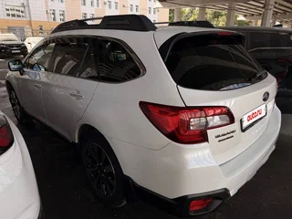 2015 Subaru Outback V, белый, 1389525 рублей, вид 4