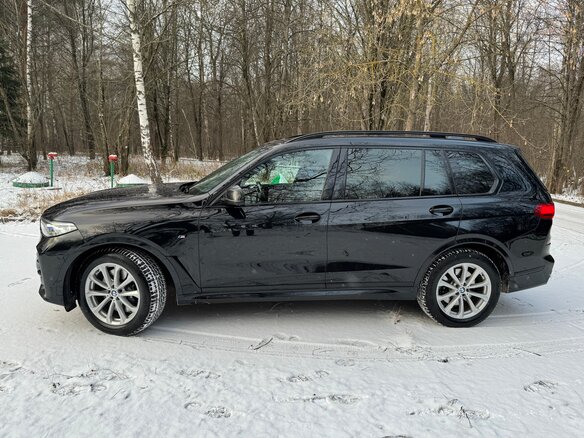 2021 BMW X7 30d I (G07), чёрный, 9250000 рублей - вид 5