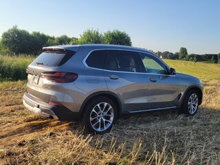 2023 BMW X5 Long 40Li IV (G05/G18) Рестайлинг, серебристый, 6754264 рублей, вид 4
