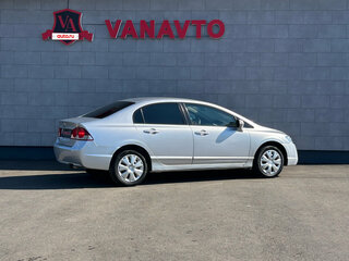 2008 Honda Civic VIII, серебристый, 735000 рублей, вид 5