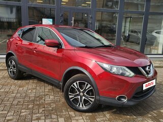 2015 Nissan Qashqai II, красный, 1470000 рублей, вид 2