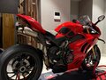 2024 Ducati Panigale V4, красный, 4750000 рублей - вид 1