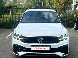 2021 Volkswagen Tiguan II Рестайлинг, белый, 3650000 рублей, вид 3