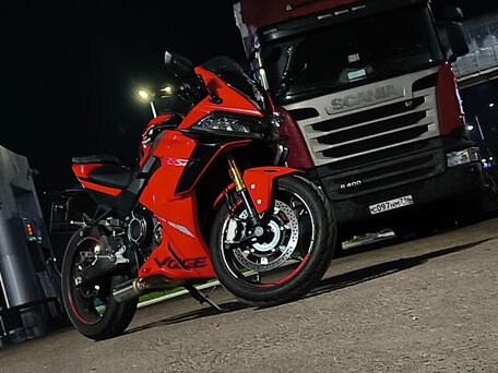 2025 Voge 525RR, красный, 465000 рублей, вид 3