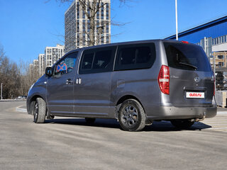 2010 Hyundai H-1 II, серый, 1390000 рублей, вид 2