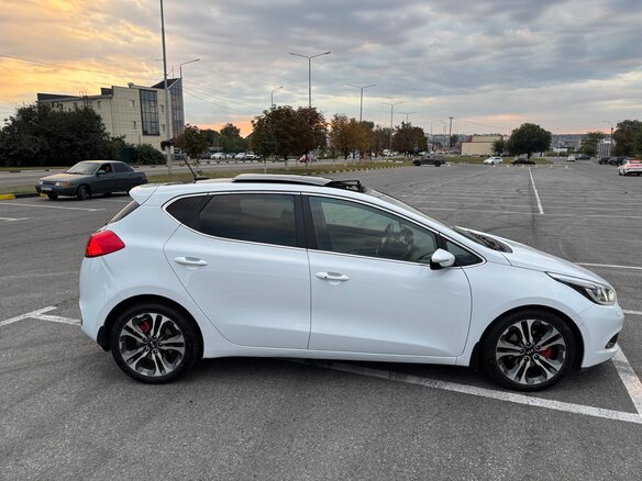 2013 Kia Ceed II, белый, 1170000 рублей - вид 3
