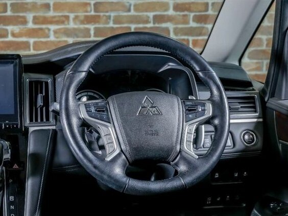 2022 Mitsubishi Delica D:5 I Рестайлинг, серебристый - вид 11