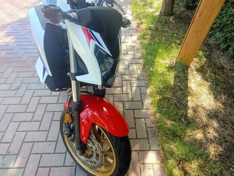 2014 Honda CB 650F, белый, 950000 рублей, вид 3