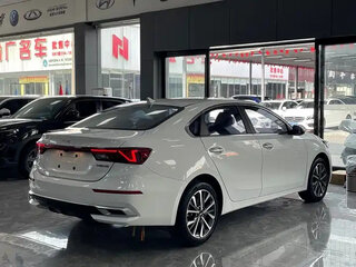 2022 Kia K3 II (China Market), белый, 1350898 рублей, вид 5