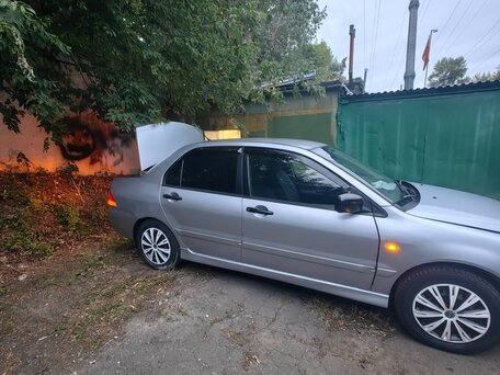 2004 Mitsubishi Lancer IX, серебристый, 250000 рублей, вид 3