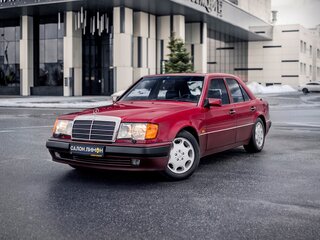 1991 Mercedes-Benz W124 500 E, красный, 12000000 рублей, вид 1