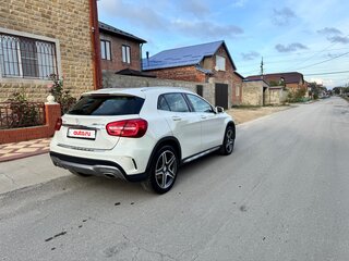 2016 Mercedes-Benz GLA 200 I (X156), белый, 2200000 рублей, вид 4