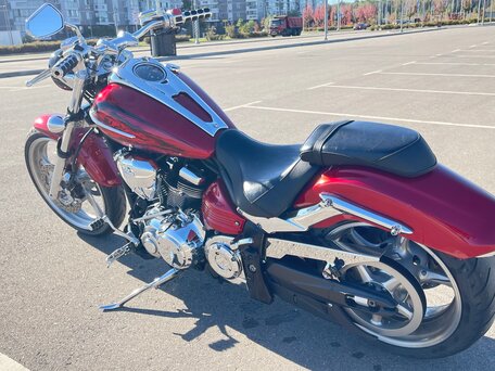 2009 Yamaha XV 1900, красный, 799000 рублей, вид 3