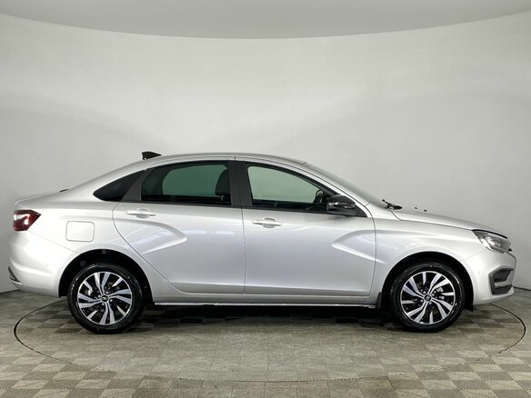 2026 Lada (ВАЗ) Vesta I Рестайлинг (NG), серебристый - вид 2