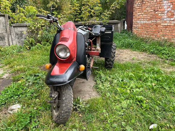 1995 ММЗ М1, красный, 70000 рублей