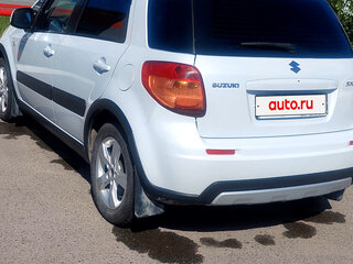 2011 Suzuki SX4 I (Classic) Рестайлинг, белый, 900000 рублей, вид 3