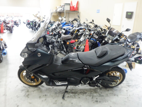 2022 Yamaha TMAX, синий - вид 24
