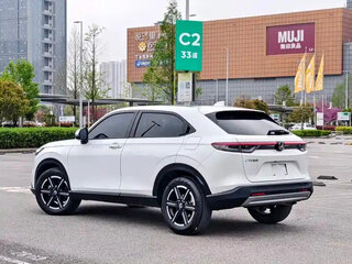 2023 Honda Vezel II, белый, 1810004 рублей, вид 4