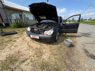 2004 Mercedes-Benz C-Класс 200 II (W203), чёрный, 530000 рублей, вид 2
