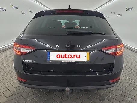 2023 Skoda Superb III Рестайлинг, серый, 2499000 рублей, вид 5