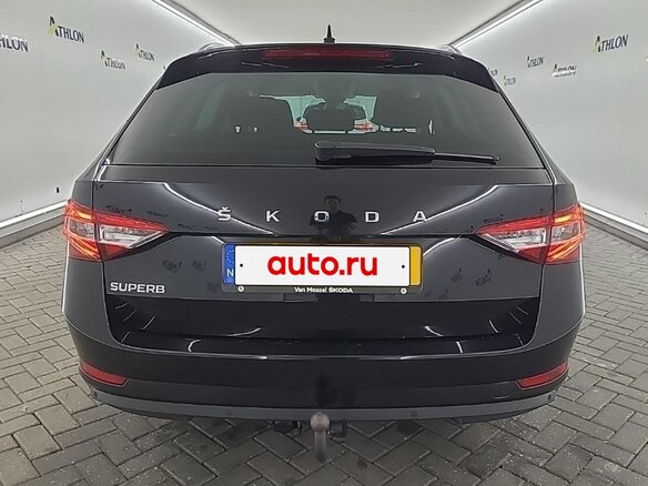 2023 Skoda Superb III Рестайлинг, серый, 2499000 рублей - вид 4