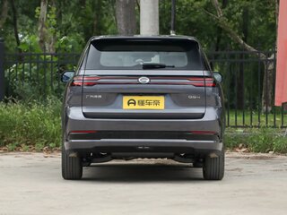 2026 GAC Trumpchi GS4 III, серый, 2127175 рублей, вид 4