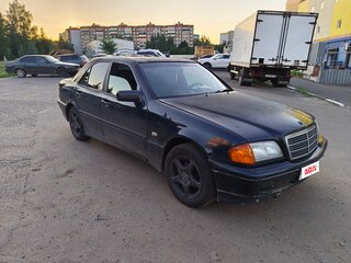 1999 Mercedes-Benz C-Класс 180 I (W202) Рестайлинг, чёрный, 230000 рублей, вид 3