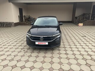 2020 Volkswagen Polo VI, чёрный, 1450000 рублей, вид 2