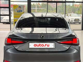 2019 Lexus ES 250 VII, серый, 3990000 рублей, вид 5