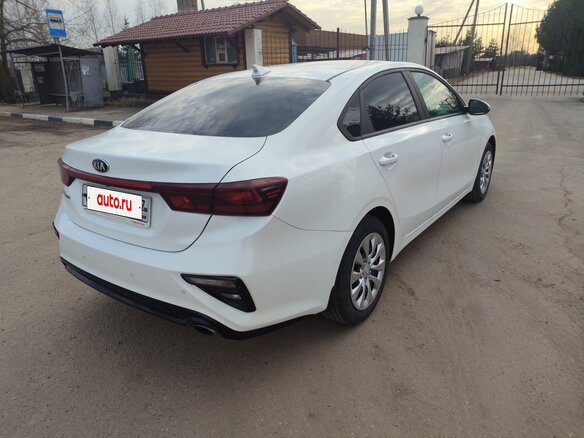 2020 Kia Cerato IV, белый, 2200000 рублей - вид 5