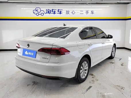 2022 Volkswagen Bora IV, белый, 1500000 рублей, вид 2