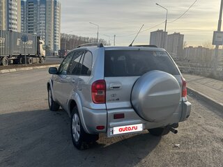 2000 Toyota RAV4 II (XA20), серебристый, 680000 рублей, вид 5
