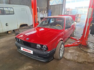 1983 BMW 3 серии 318i II (E30), красный, 900000 рублей, вид 2
